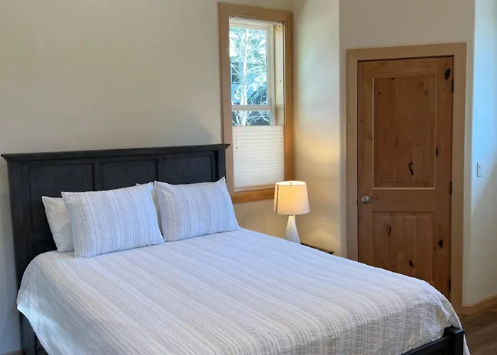 Hideaway Chalet